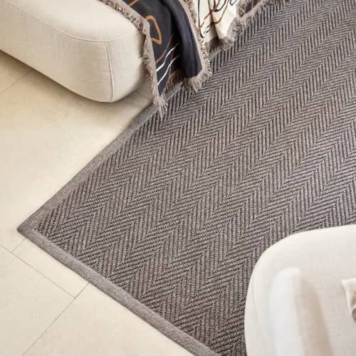 Maya Gradient | Licorice