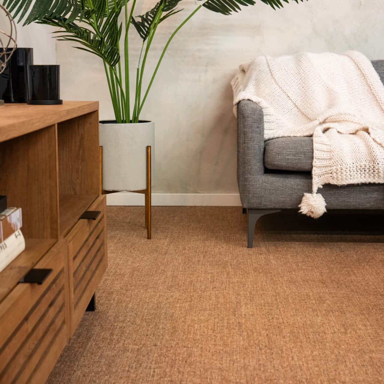 Ridge | Walnut | SynSisal® Tile | Monolithic Installation